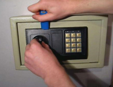 裕安24小时上门开锁公司