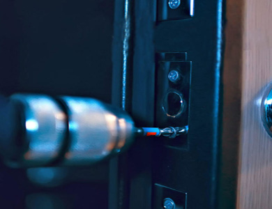 裕安24小时上门开锁公司